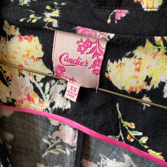 CANDIE'S | Floral Blazer (Barely Worn) - Picture 2 of 3